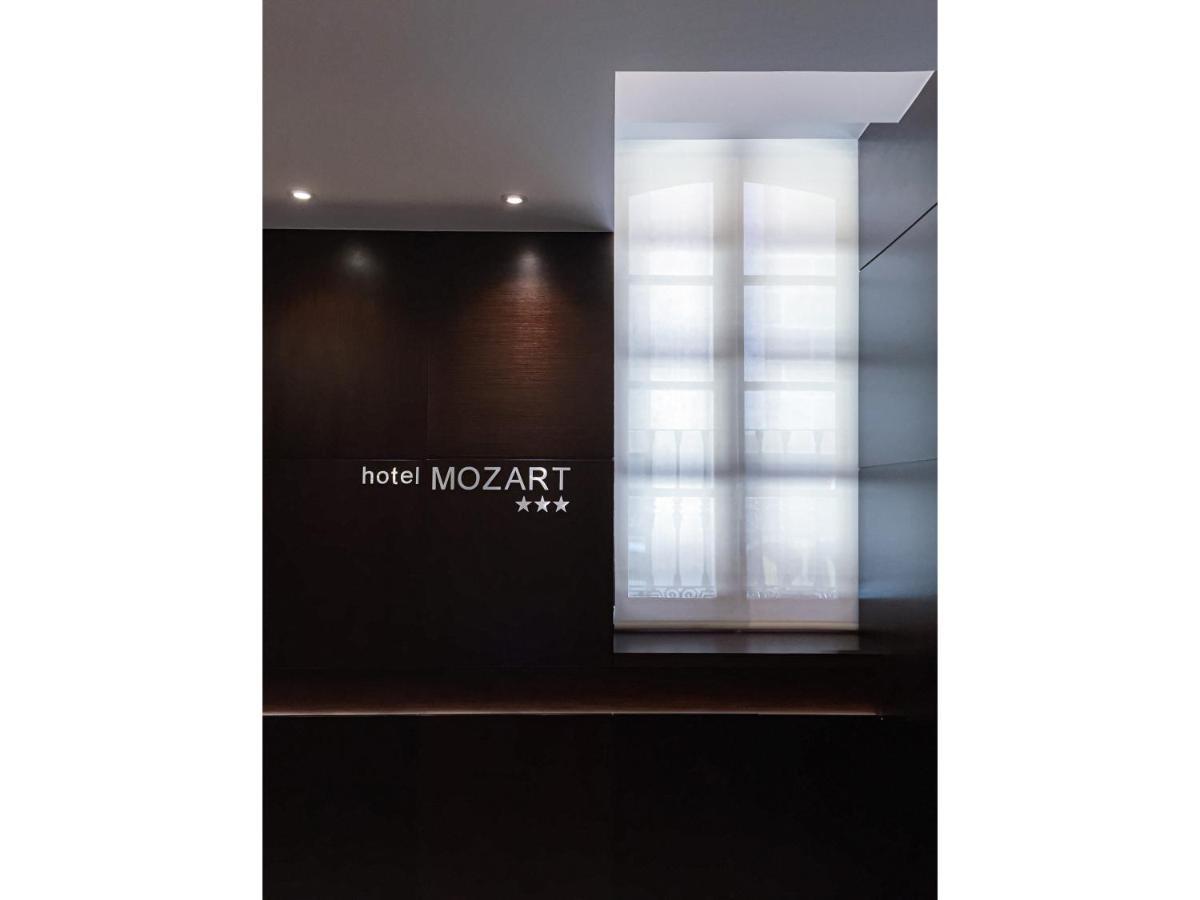 Hotel Mozart Вальядолид Экстерьер фото